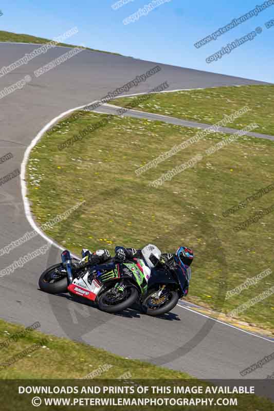 anglesey no limits trackday;anglesey photographs;anglesey trackday photographs;enduro digital images;event digital images;eventdigitalimages;no limits trackdays;peter wileman photography;racing digital images;trac mon;trackday digital images;trackday photos;ty croes